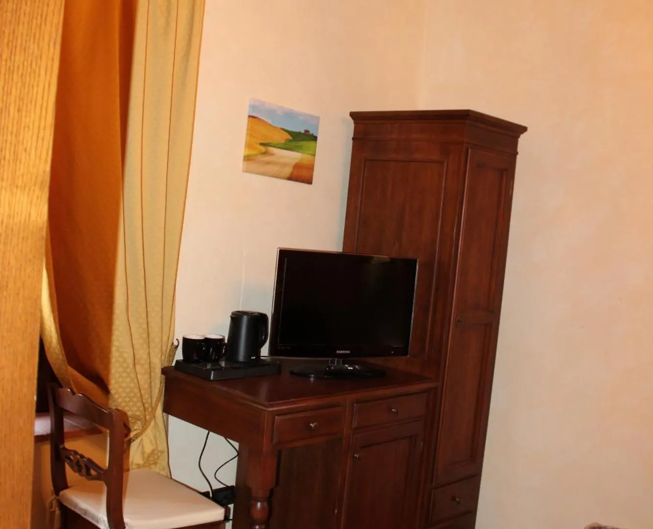 Nuovo Etruria Resort Montepulciano Stazione 3*,